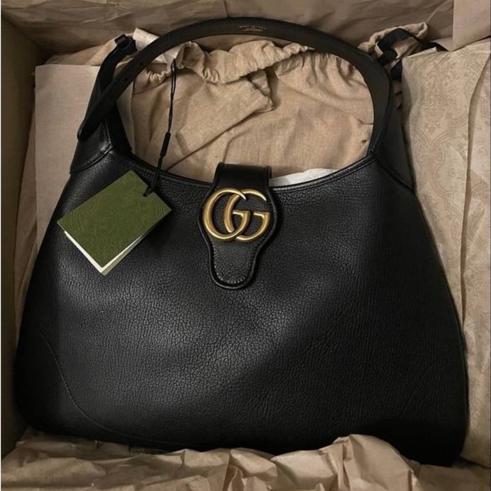 Authentic Gucci hand bag NEW NEW NEW
